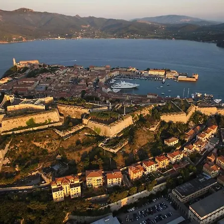 Cosmopoli - La Stella