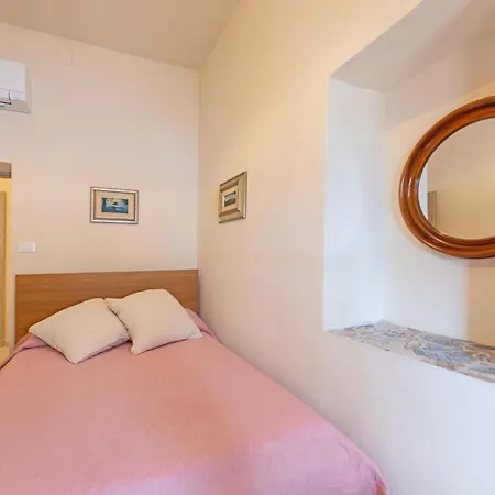 Cosmopoli - La Stella * بورتوفيرّايو